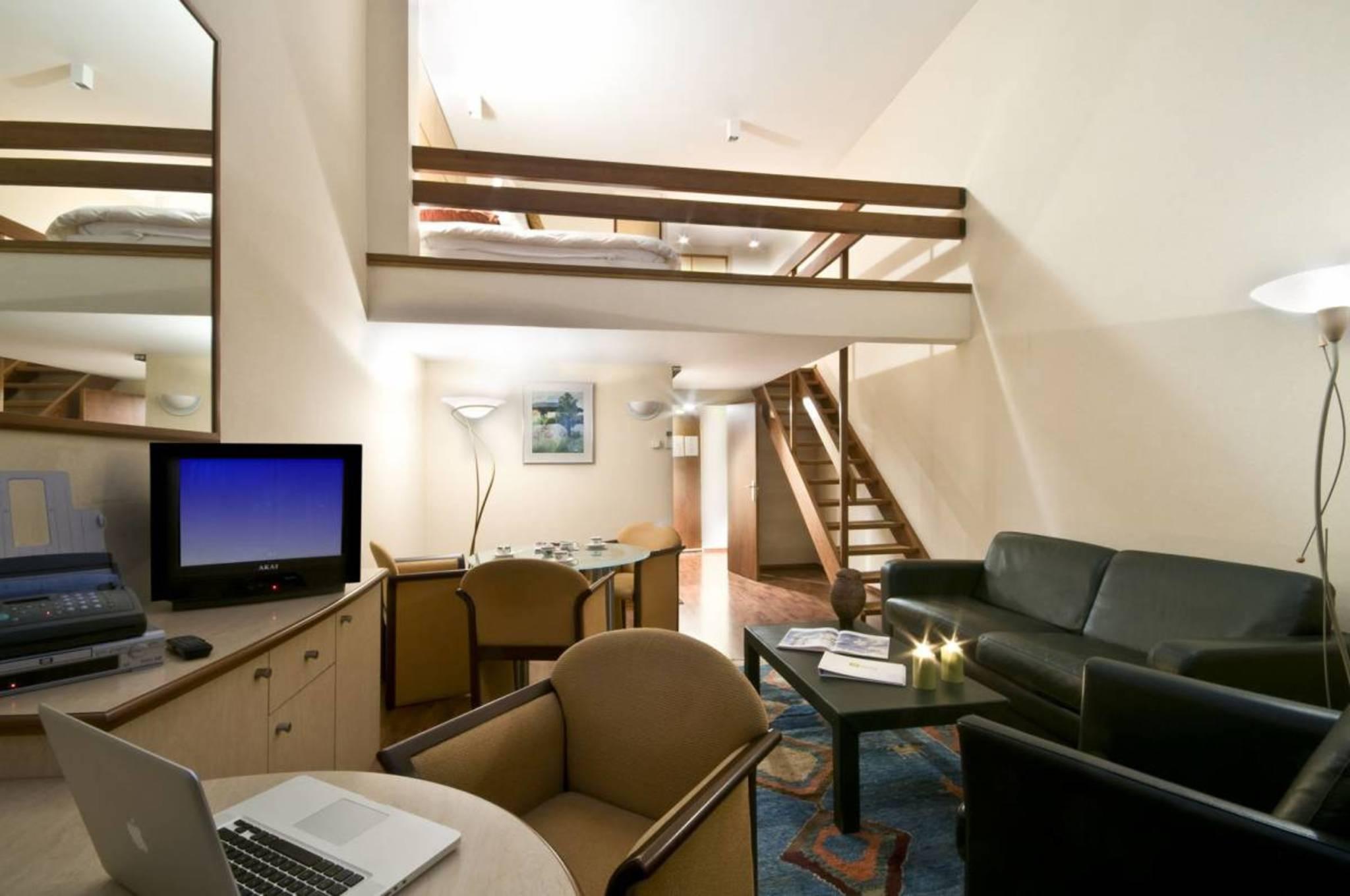 B-Aparthotel Montgomery Etterbeek Exterior photo