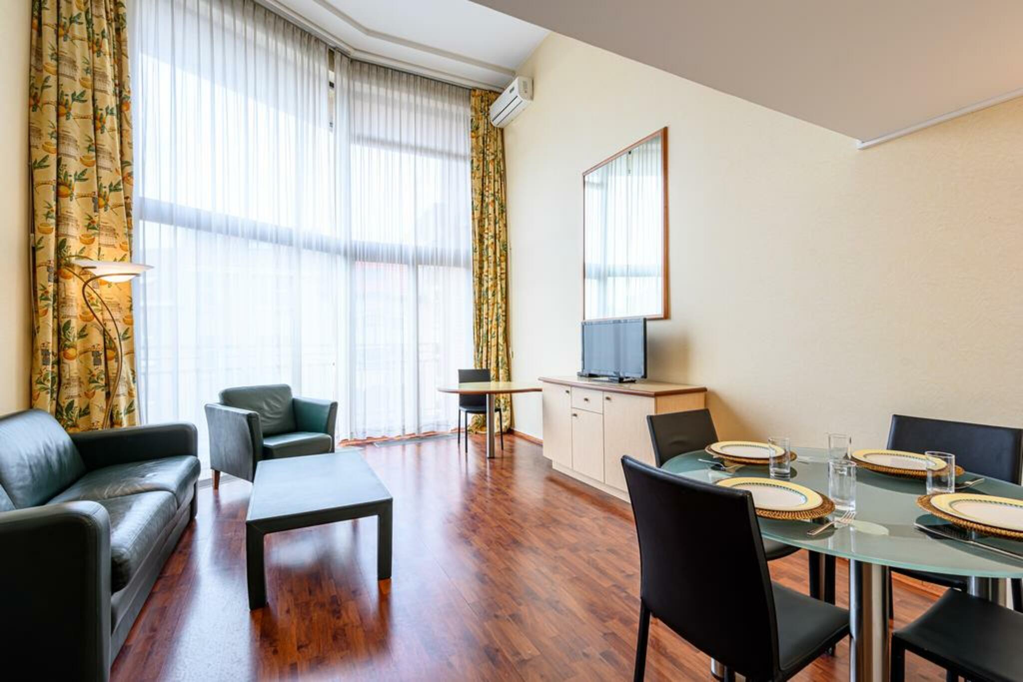B-Aparthotel Montgomery Etterbeek Exterior photo